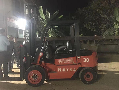 急客戶之所急，永新昌叉車服務(wù)暖人心